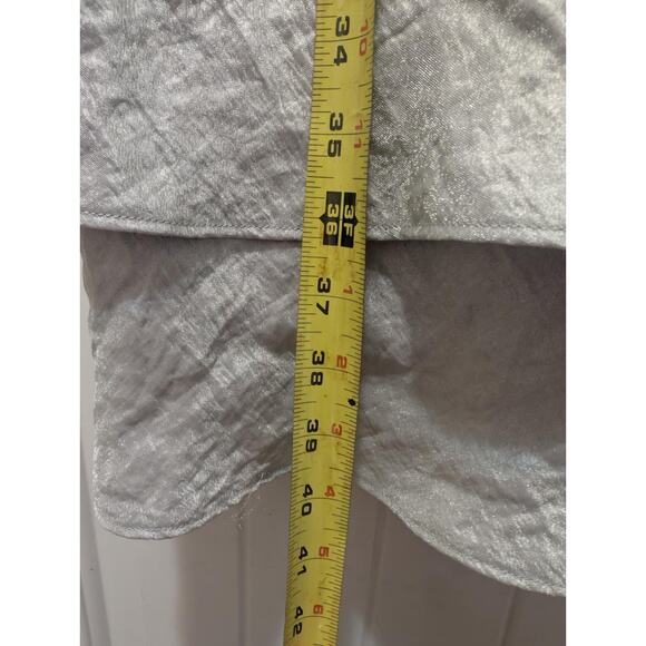 Davids Bridal Silver Ruffled Beaded Formal Mini Dress Prom Homecoming Size 12 - Picture 10 of 11